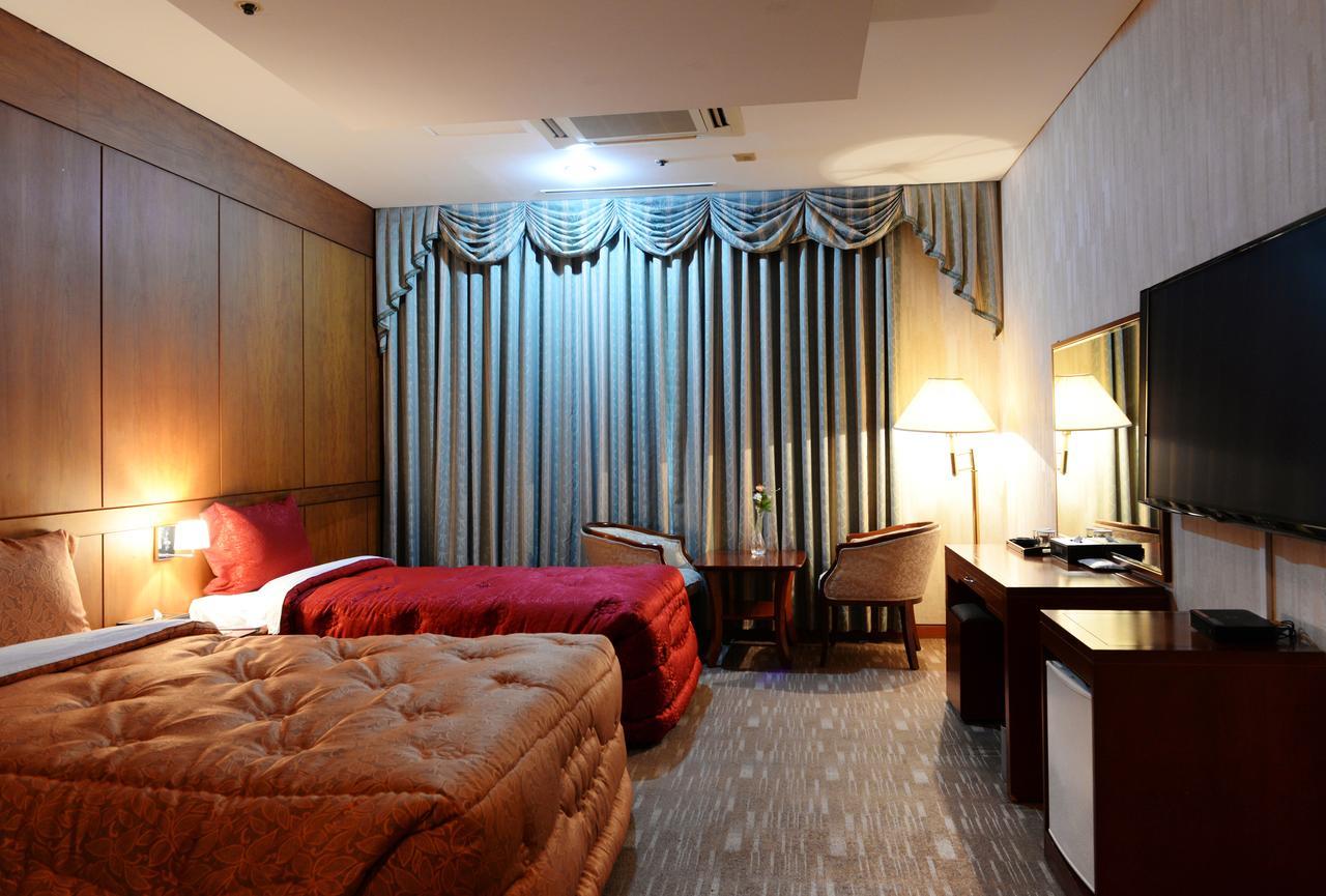 Daeyang Hotel Kōyō Exteriör bild